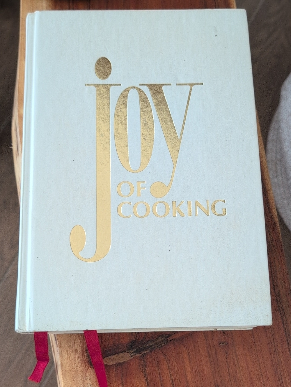 Vintage 1975 Joy Of Cooking Hardcover Cookbook - White with Gold Lettering - Picture 4 of 14